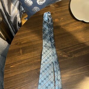 Vintage Gucci tie